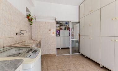 VENTA 5 AMB COCHERA QUINCHO PARQUE en R. CALZADA
