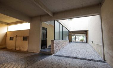VENTA DE COCHERA EN PB EN EXCELENTE UBICACIÖN!!