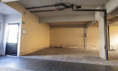 VENTA DE COCHERA EN PB EN EXCELENTE UBICACIÖN!!
