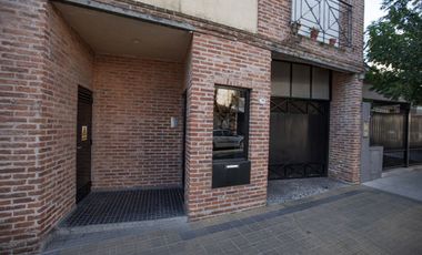 VENTA DE COCHERA EN PB EN EXCELENTE UBICACIÖN!!