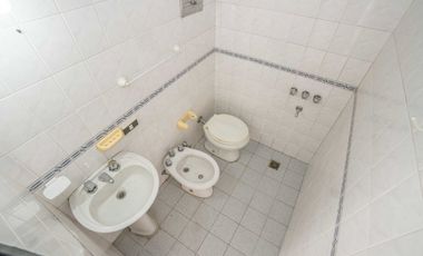 ALQUILER COMERCIAL PH PARQUE PARRILLA SIN EXPENSAS