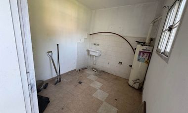 VENTA CASA 5 AMB DON TORCUATO APTO CREDITO PILETA