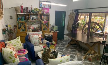 Casa en gra Lote Propio Hurlingham - 646 m2