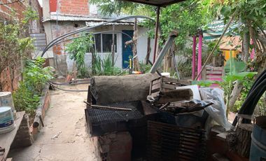 Casa en gra Lote Propio Hurlingham - 646 m2
