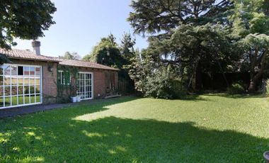 Venta casa Torcuato Lote 1.000 m2 Pileta Quincho
