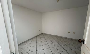 Casa en LOS PRECURSORES