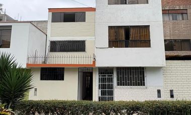 Casa en LOS PRECURSORES