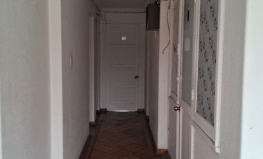 AMPLIA CASA EN ARRIENDO