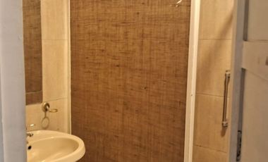 AMPLIA CASA EN ARRIENDO