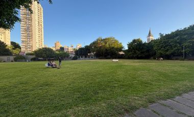 Depto 2 amb piso 21 con balcón. Imponente vista