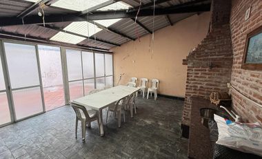 Venta casa + con local en Billinghurst