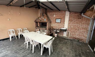 Venta casa + con local en Billinghurst