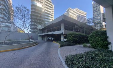 Venta 2 Ambientes en Star Tower, Olivos – Luminoso – Cochera – Amenities