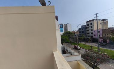 ¡Amplia Casa en Alquiler en Cercado de Lima!