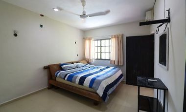 Playa San Crisanto  Casa Y 4 Villas En Venta