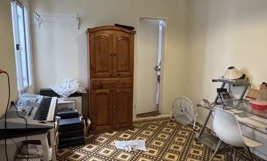Venta casa 3 ambientes con cochera en Villa Dominico