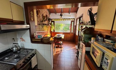 Casa en Olivos Cerca Avenida