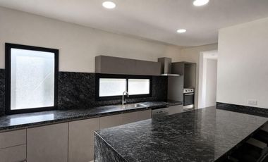 Casa en dos plantas de 5 ambientes en alquiler | San Matías | Escobar | Maschwitz