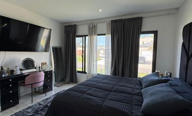 Casa en dos plantas de 5 ambientes en alquiler | San Matías | Escobar | Maschwitz