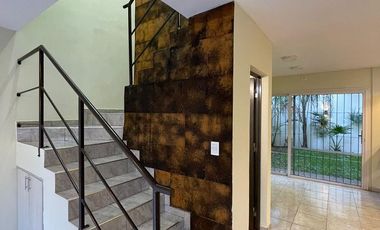 Duplex de 3 dormitorios en zona residencial