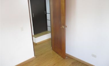 SE ARRIENDA APTO EN ED. TOSCANA P.H.  Br. VILLEMAR -MGRL