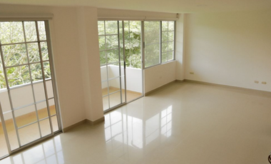 Casa campestre en condominio para arriendo en la Via Armenia, Pereira