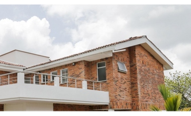 Casa campestre en condominio para arriendo en la Via Armenia, Pereira