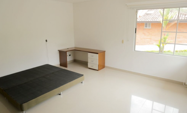 Casa campestre en condominio para arriendo en la Via Armenia, Pereira