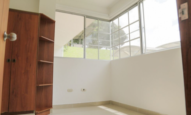 Casa campestre en condominio para arriendo en la Via Armenia, Pereira