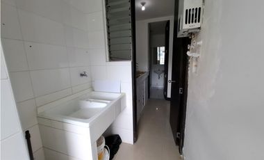 ALQUILER APARTAMENTO BOSQUES DEL OESTE.