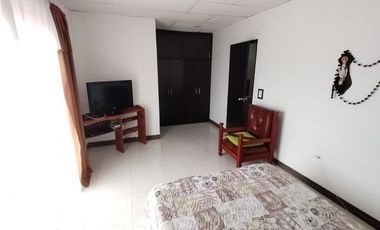 CASA EN VENTA EN PAMIRA BARRIO CAMPOS DE LA ITALIA ESQUINERA