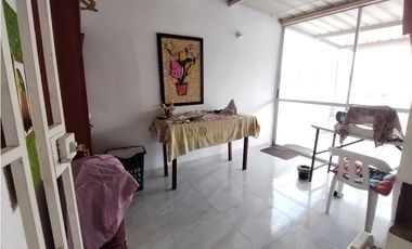 CASA EN VENTA EN PAMIRA BARRIO CAMPOS DE LA ITALIA ESQUINERA