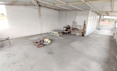 CASA EN VENTA EN PAMIRA BARRIO CAMPOS DE LA ITALIA ESQUINERA