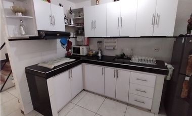 CASA EN VENTA EN PAMIRA BARRIO CAMPOS DE LA ITALIA ESQUINERA