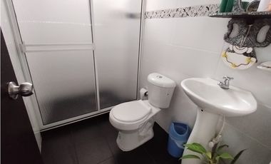 CASA EN VENTA EN PAMIRA BARRIO CAMPOS DE LA ITALIA ESQUINERA