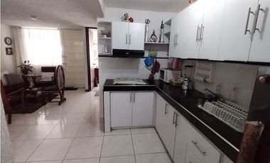 CASA EN VENTA EN PAMIRA BARRIO CAMPOS DE LA ITALIA ESQUINERA