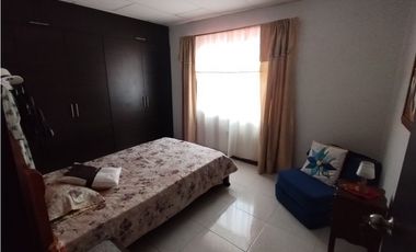 CASA EN VENTA EN PAMIRA BARRIO CAMPOS DE LA ITALIA ESQUINERA