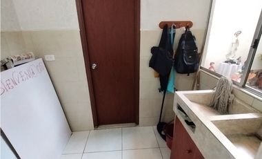 CASA EN VENTA EN PAMIRA BARRIO CAMPOS DE LA ITALIA ESQUINERA