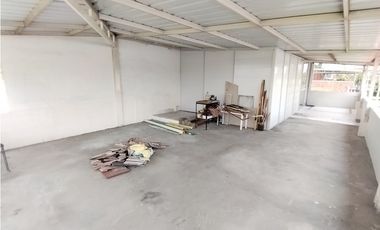 CASA EN VENTA EN PAMIRA BARRIO CAMPOS DE LA ITALIA ESQUINERA