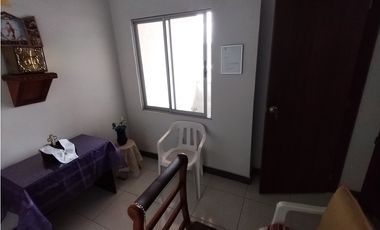 CASA EN VENTA EN PAMIRA BARRIO CAMPOS DE LA ITALIA ESQUINERA