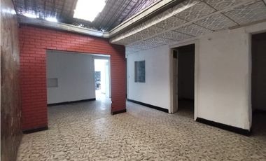 CASA CON LOCAL COMERCIAL EN VENTA – PALMIRA, BARRIO NUEVO CENTRO
