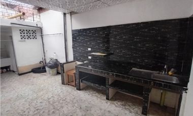 CASA CON LOCAL COMERCIAL EN VENTA – PALMIRA, BARRIO NUEVO CENTRO
