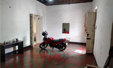 CASA EN VENTA  PALMIRA LAS DELICIAS IDEAL PARA BODEGA NEGOCIO