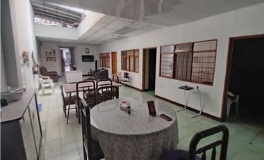 CASA EN VENTA  PALMIRA LAS DELICIAS IDEAL PARA BODEGA NEGOCIO