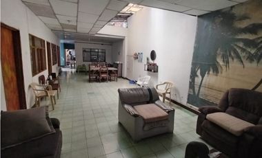CASA EN VENTA  PALMIRA LAS DELICIAS IDEAL PARA BODEGA NEGOCIO