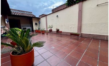 CASA EN VENTA EN PALMIRA GRANDE BARRIO NUEVO UN PISO