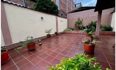 CASA EN VENTA EN PALMIRA GRANDE BARRIO NUEVO UN PISO