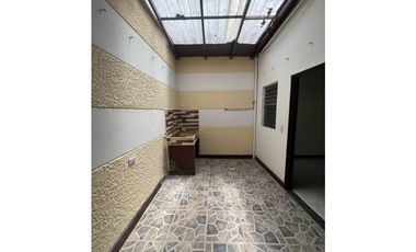 ARRIENDO CASA EN EL SECTOR DE CALASANZ