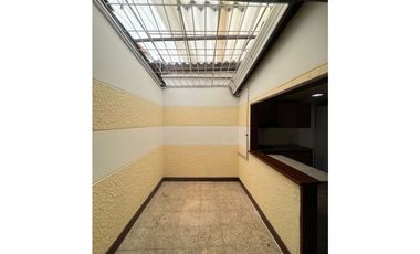 ARRIENDO CASA EN EL SECTOR DE CALASANZ