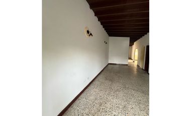 ARRIENDO CASA EN EL SECTOR DE CALASANZ